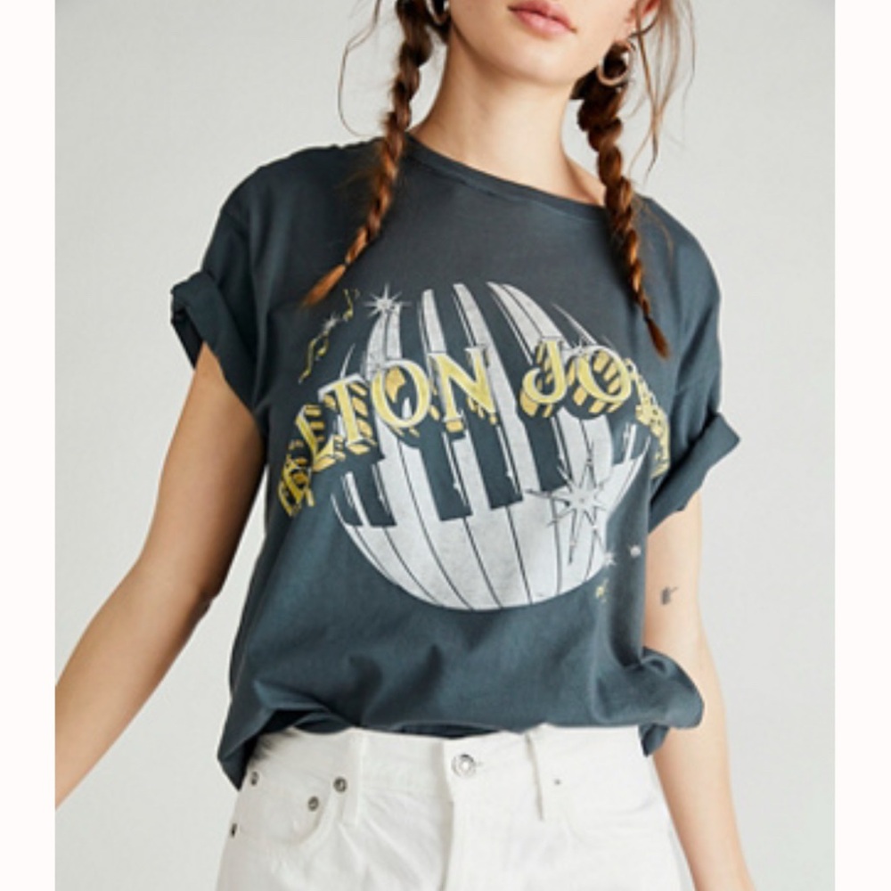 Daydreamer Elton John Tee